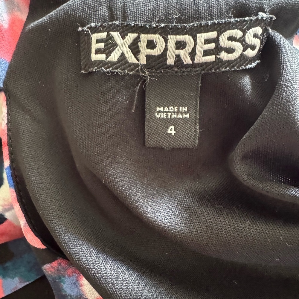 Express Floral Cross-Neck Dress - Picture 5 of 5